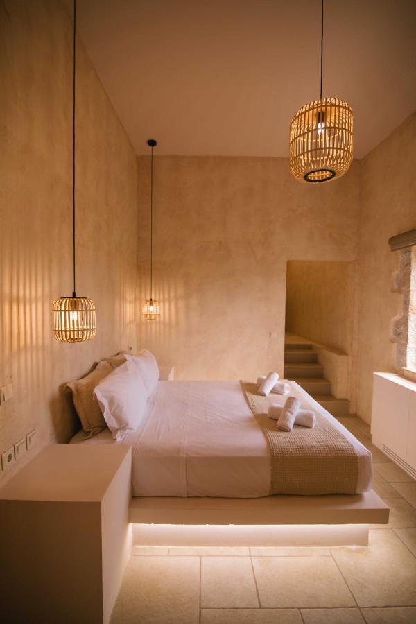 Mani Luxury Suites And Studios In Gytheio With Private Pools Dış mekan fotoğraf