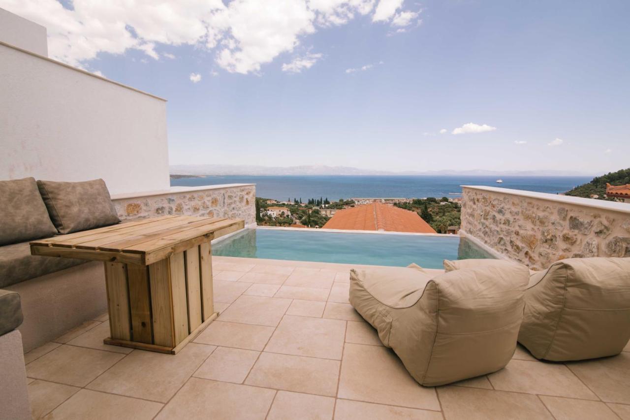 Mani Luxury Suites And Studios In Gytheio With Private Pools Dış mekan fotoğraf