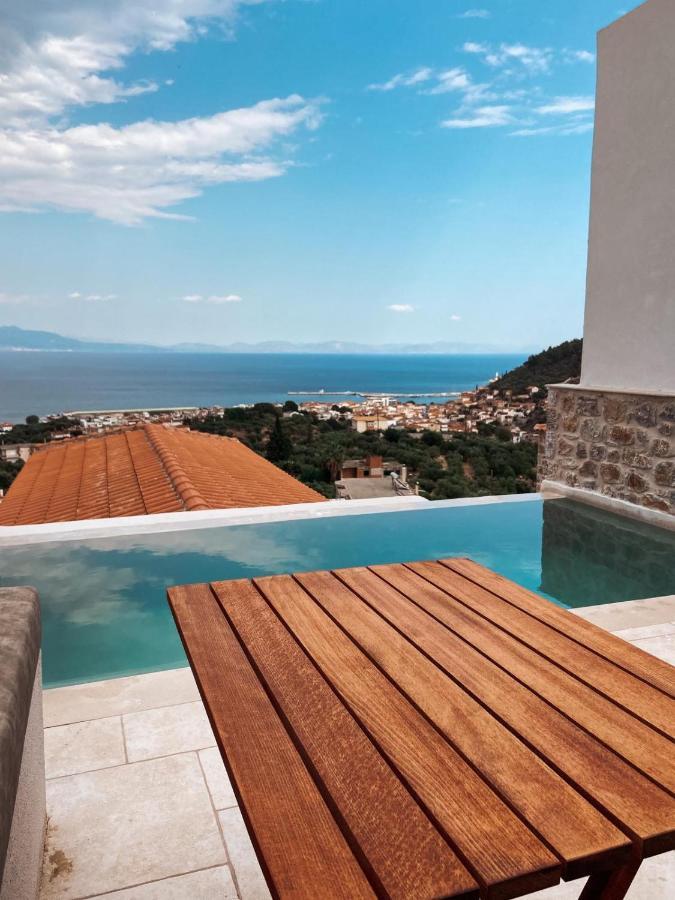 Mani Luxury Suites And Studios In Gytheio With Private Pools Dış mekan fotoğraf