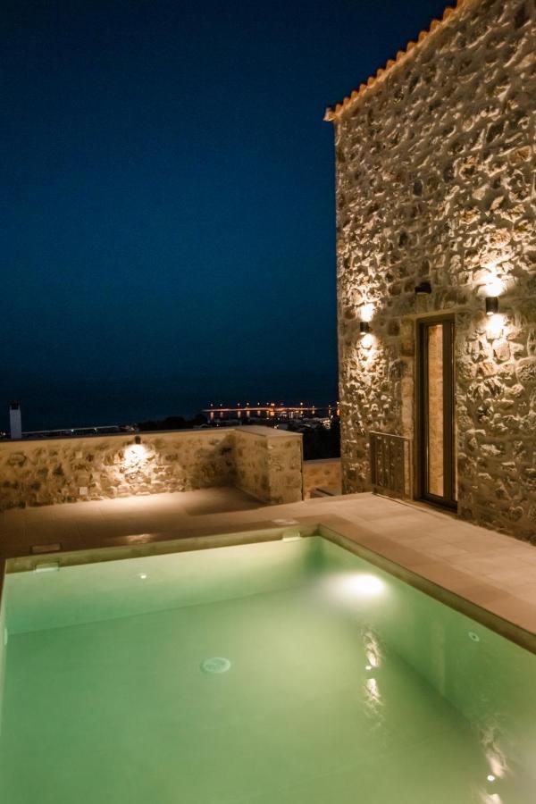 Mani Luxury Suites And Studios In Gytheio With Private Pools Dış mekan fotoğraf